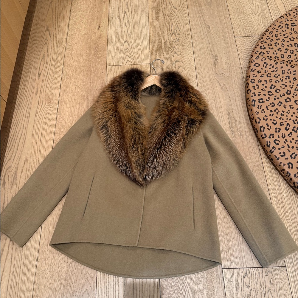 Elegant Fur Collar Women's Jacket